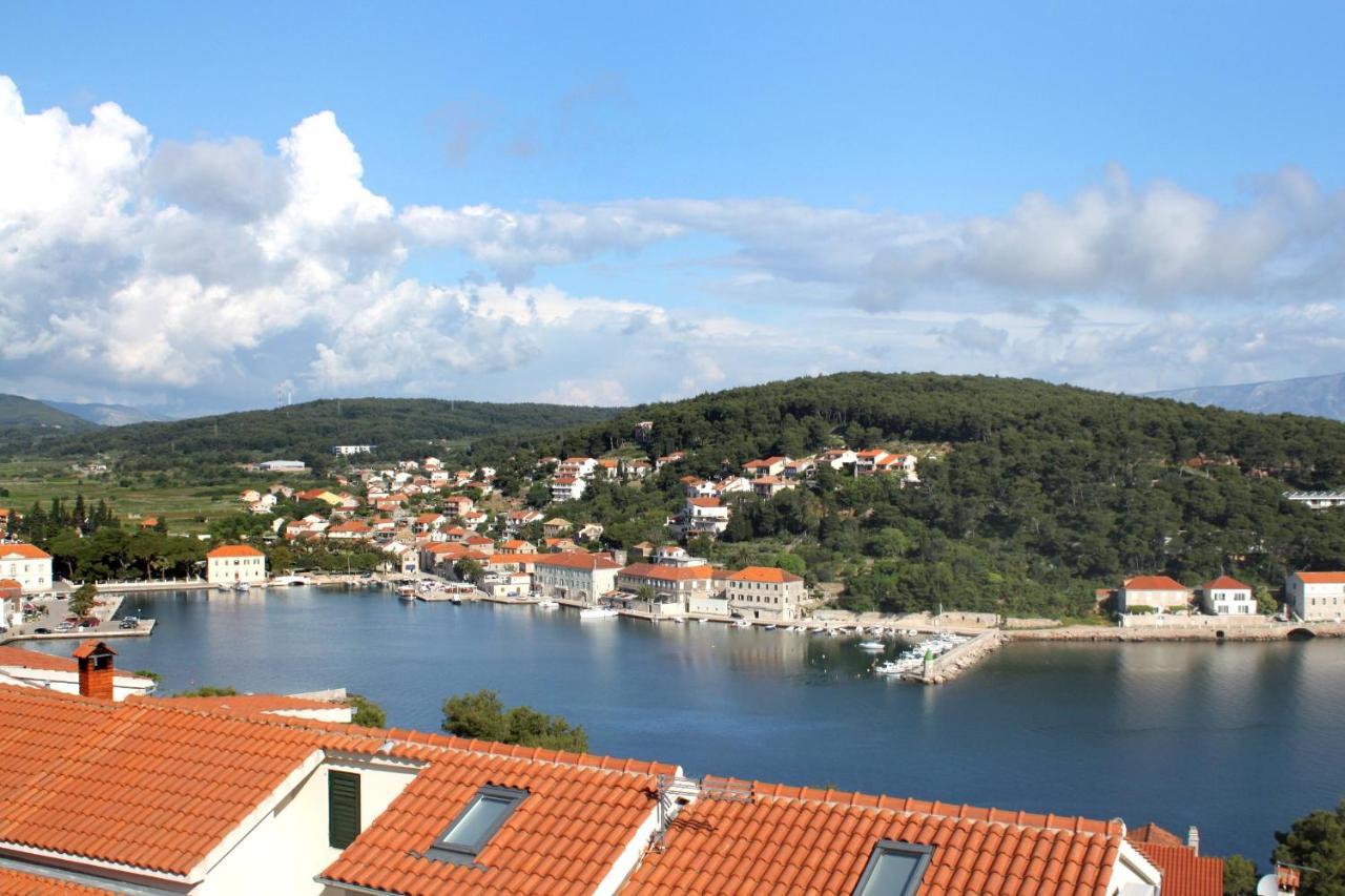 Apartments With A Parking Space Jelsa, Hvar - 8765 Jelsa  Exterior foto