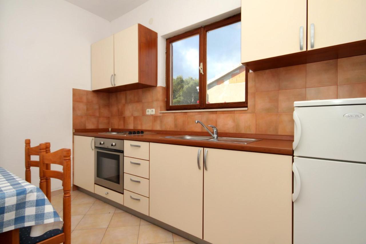 Apartments With A Parking Space Jelsa, Hvar - 8765 Jelsa  Exterior foto