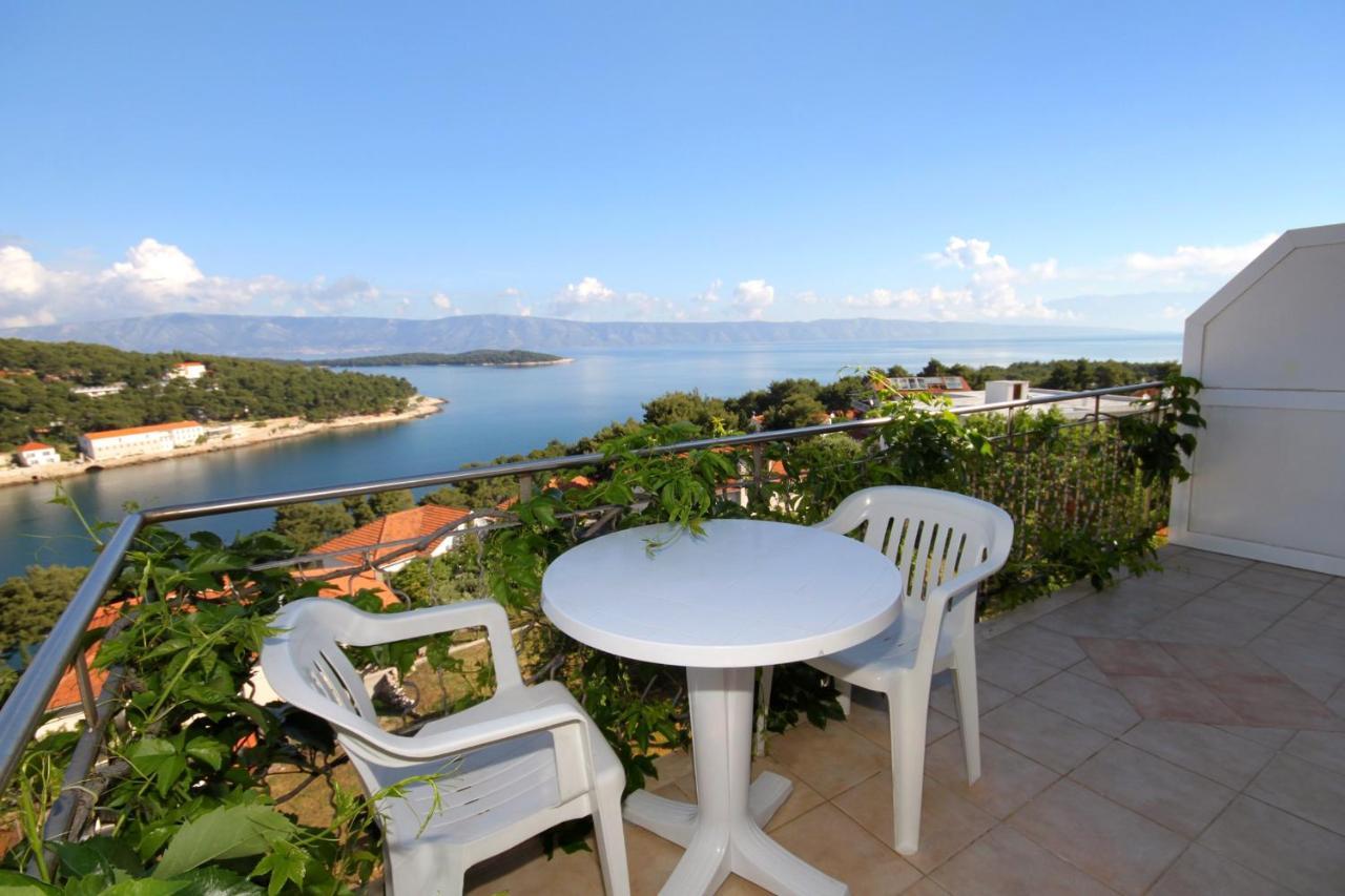 Apartments With A Parking Space Jelsa, Hvar - 8765 Jelsa  Exterior foto